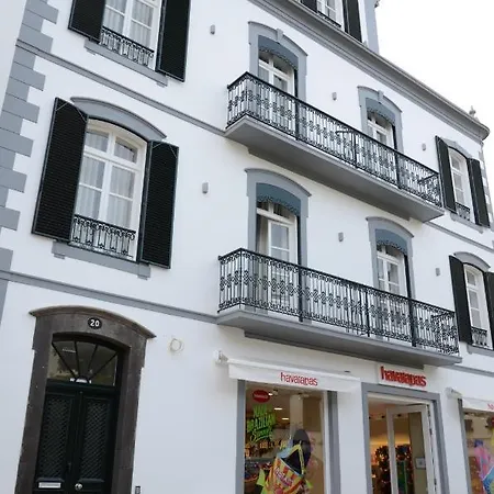 Проживание в семье Edificio Charles 202 *