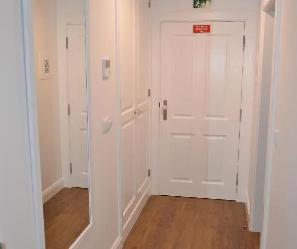 Edificio Charles 202