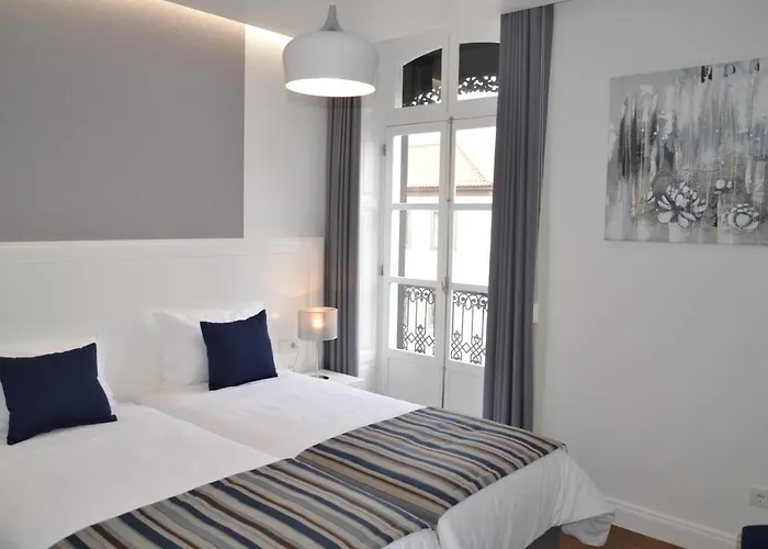 Séjour chez l'habitant Edificio Charles 202 *