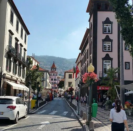 Edificio Charles 202